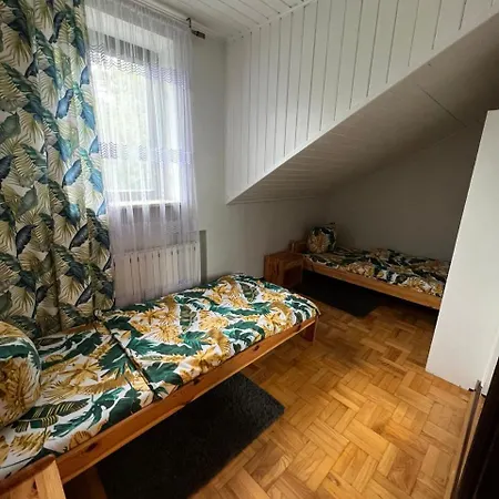 Arkadia ゲストハウス *